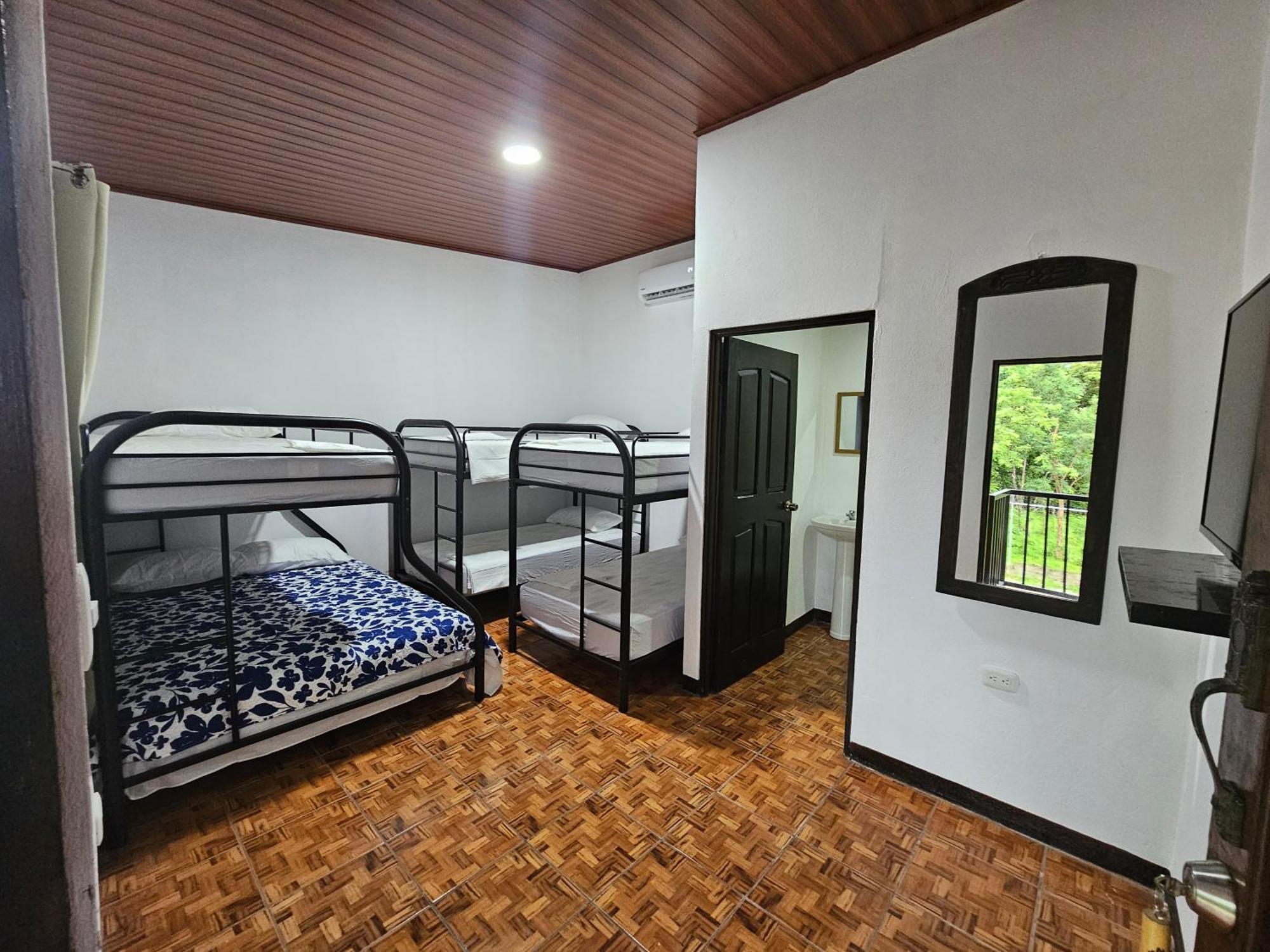 Hotel Luna Liberiana Luaran gambar