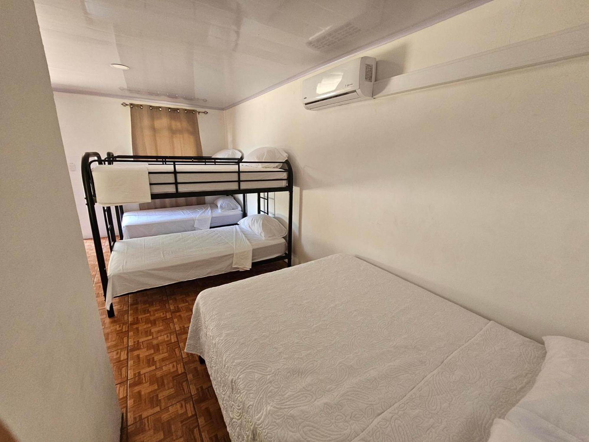 Hotel Luna Liberiana Luaran gambar
